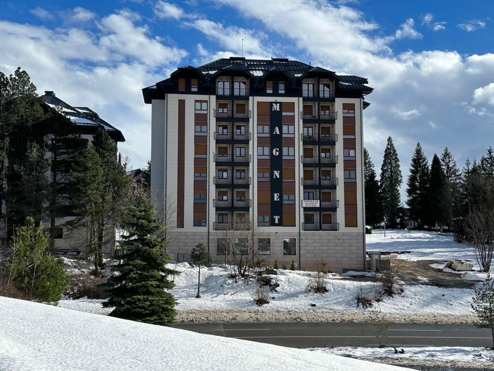 Velika Recepcija Cc Magnet Aparthotel Zlatibor Buitenkant foto
